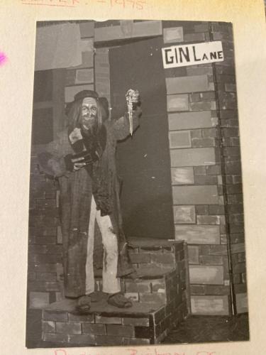 Oliver-cast-1975-fagin